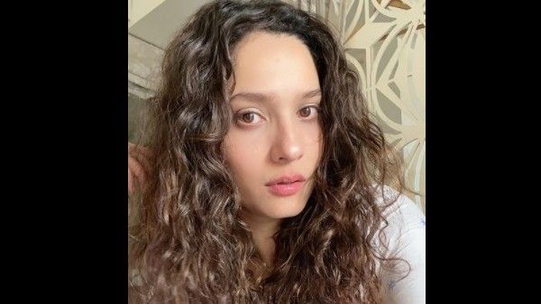 Ankita Lokhande Feels She Can Sometimes Talk To Sushant; Says She Doesn't Have Guts To Use The Word 'RIP'