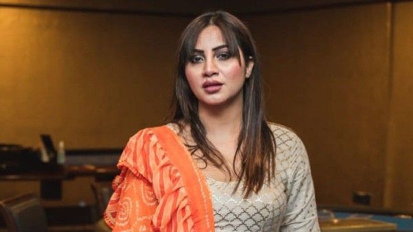 Arshi Khan On Her Dubai Engagement Reports: I'm Not Getting Engaged Here
