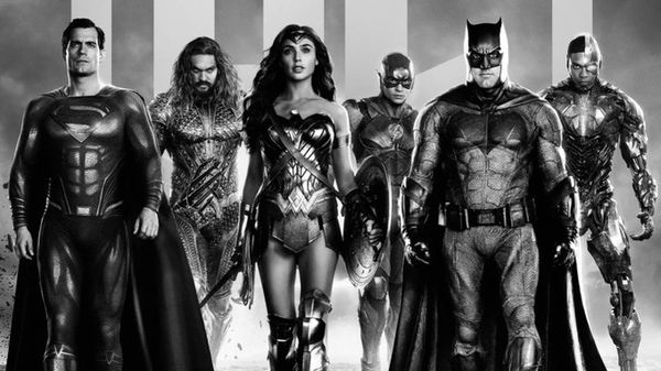 Zack Snyder Opens Up About Martian Manhunter, Green Lantern & Justice League Franchise