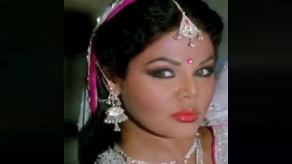 Rakhi Sawant Turns Sridevi From Nagina; Video Goes Viral