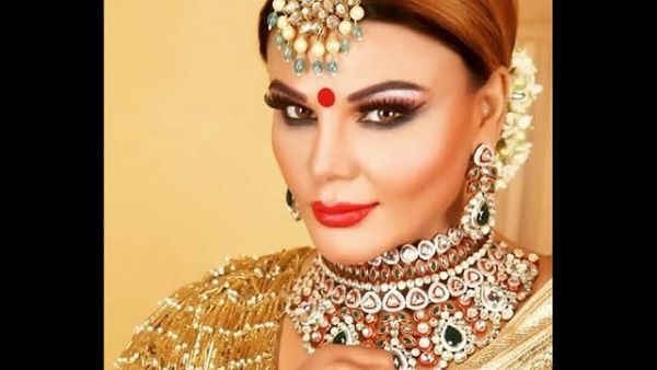 Rakhi Sawant Reveals Her Husband Ritesh Wants To Marry Her Again In Front Of Everyone