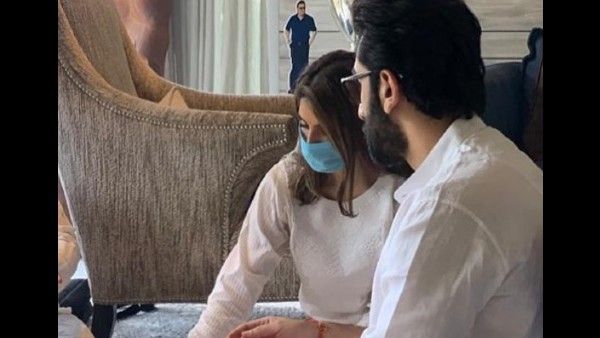 Riddhima Kapoor Sahni Shares Photo With Brother Ranbir Kapoor From Rishi Kapoor's 11-Month Prayer Meet