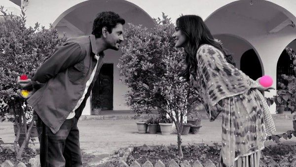 'Jogira Sara Ra Ra!' Actors Nawazuddin Siddiqui & Neha Sharma Spread Cheer With An Important Message This Holi