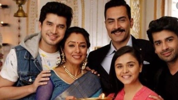 Anupamaa: From Rupali Ganguly, Sudhanshu Pandey To Paras Kalnawat, Here's How Much They Are Getting Paid!