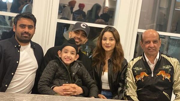 Shehnaaz Gill’s Pictures From The Wrap-Up Party Of Honsla Rakh Will Leave You Excited