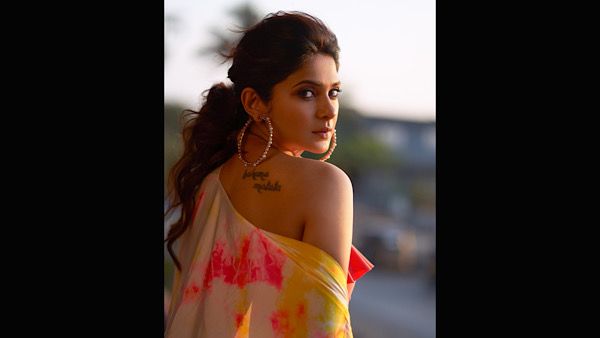 Jennifer Winget Looks Ravishing In White Swimsuit; Sehban Azim Reacts