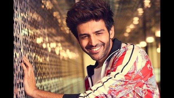 Kartik Aaryan Urges People To Register For COVID-19 Vaccination With A Quirky Post