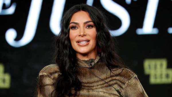 Kim Kardashian Officially Becomes A Billionaire