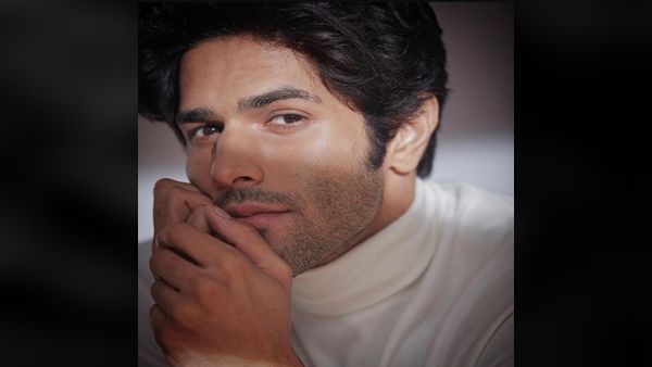 Mrinal Dutt Shares About His Gay Character In His Storyy