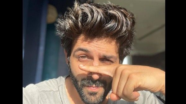 Kartik Aaryan Ready To Get Back To Work After Testing COVID-19 Negative; Says '14 Din Ka Vanvaas Khatam'