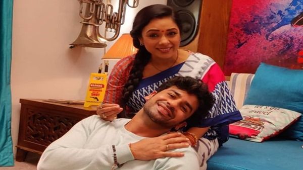 Anupamaa’s Rupali Ganguly Tests Positive For COVID-19; Ashish Mehrotra Is In Home Quarantine: Report