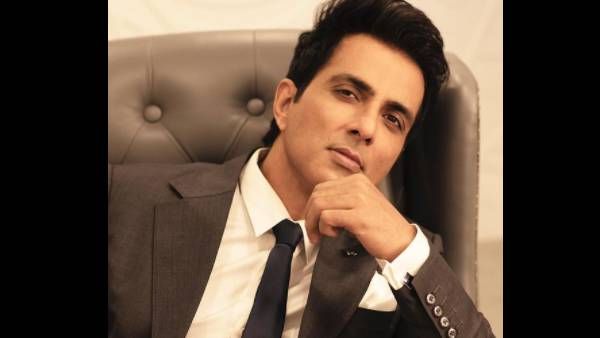 Sonu Sood Asks Free Education For The Children Who Lost Their Parents To COVID-19, Requests Govt For Same