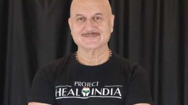 Anupam Kher Donates Oxygen Concentrators & BiPAP Machines To BMC Amid COVID-19 Crisis