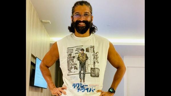Farhan Akhtar Lashes Out At A Netizen Who Accused Him Of Taking Vaccine Via Drive Meant For Senior Citizens