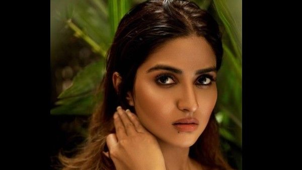 Pranutan Recalls The Advice She Received From Dad Mohnish Bahl When She Decided To Join Showbiz