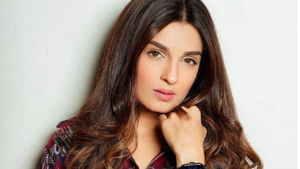 Pandya Store's Shiny Doshi On Her Kissing Pictures: If You Don't Like It, Please Unfollow Me