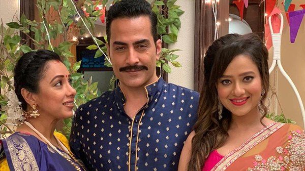 Anupamaa: Cold War Between Rupali Ganguly & Sudhanshu Pandey? Madalsa Sharma Reacts!