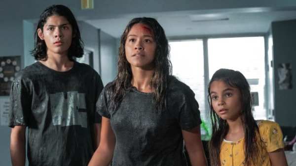 Awake Movie Review: Netflix's Latest Bird-Box Thriller Has A Good Story Hidden In The Details