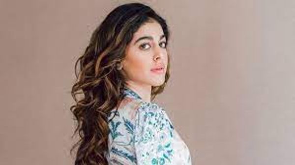 Alaya F To Celebrate Success Of Kabir Bedi's Book Stories I Must Tell Over Insta-Live Chat With Him