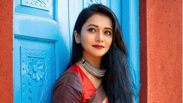 Jui Gadkari Bashes A Netizen For Asking Her To Post ‘Controversial And Hot Stuff’ On Social Media; See Post