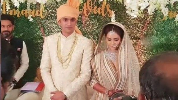Divya Drishti Actress Sana Sayyad Ties The Knot With Imaad Shamsi; Adhvik Mahajan & Nyra Attend (PICS)