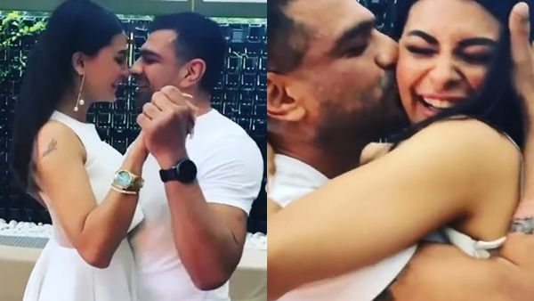 Eijaz Khan-Pavitra Punia Dance To Aamir Khan’s Song ‘Pehla Nasha’; Romantic Video Goes Viral