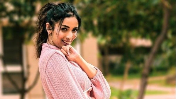 Mujhse Shaadi Karoge Actress Heena Panchal's Mother & Sister Defend Her After Arrest From Rave Party