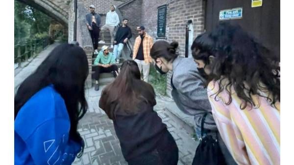 Anushka Sharma And Athiya Shetty Turn Photographers For Virat Kohli And KL Rahul In This Epic Picture