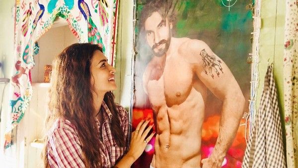Mimi: Kriti Sanon Gazes At Ranveer Singh's Portrait As She Shares A Glimpse Of Her Look
