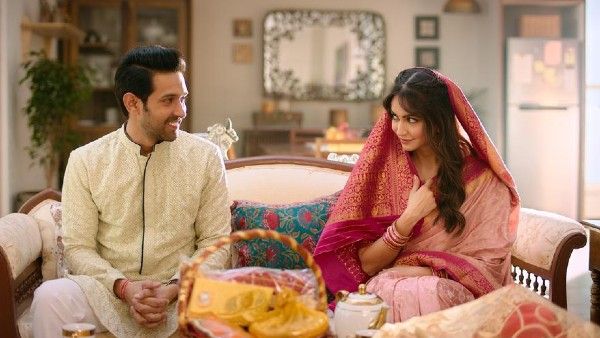 14 Phere Movie Review: Vikrant-Kriti's Tale Of Two Weddings Loses Its 'Chamak' Due To Weak Climax