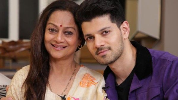 Jiah Khan's Death Case: Sooraj Pancholi's Mom Zarina Wahab Says Her Son Has Suffered Through This Period
