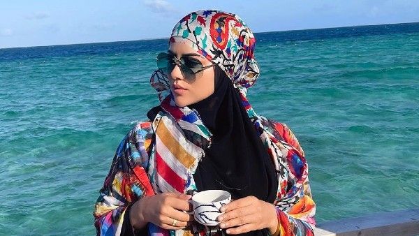 Bigg Boss 6 Fame Sana Khan Shares Sneak Peek Of Her Lavish Vacation With Husband Anas Saiyad In Maldives