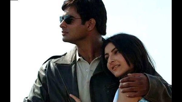 R Madhavan On His Kissing Scene With Soha In Rang De Basanti: I Could Only Think Of Saif Socking My Face