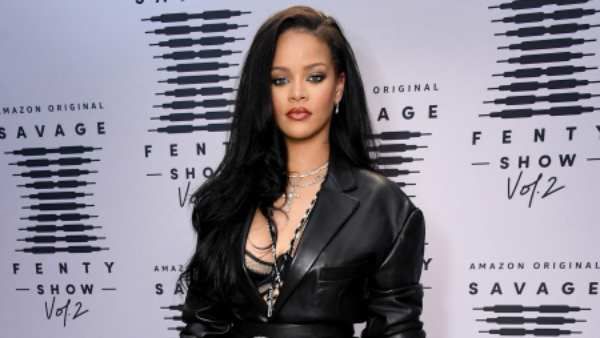 Rihanna Declared Billionaire By Forbes Report, Singer Now Worth $1.7 Billion