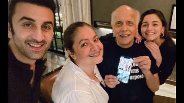 Alia Bhatt Celebrates Her Father Mahesh Bhatt's Birthday With Beau Ranbir Kapoor And Sister Pooja Bhatt