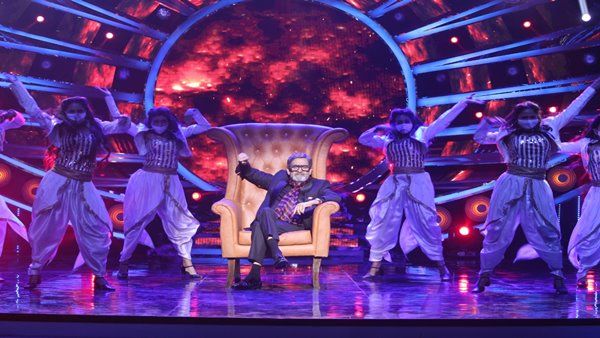 Bigg Boss Marathi 3 Grand Premiere: Netizens React To The Opening Episode Of Mahesh Manjrekar Show