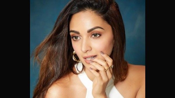 Kiara Advani Honoured With Smita Patil Memorial Global Award for Best Actor