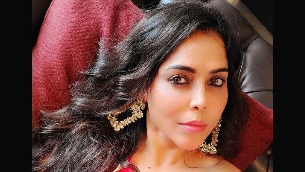 Nikita Rawal On Her Terrifying Experience Of Being Robbed At Gunpoint: I Would Have Died If I Didn't Fight It