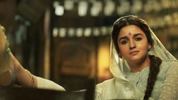 Will Alia Bhatt's Garba Song In Gangubai Kathiawadi Be As Grand As Deepika Padukone's Ghoomar?