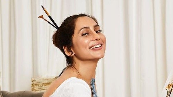 Anusha Shares Sarcastic Post On Entering Bigg Boss 15; Says ‘They're Paying Me So Much, I'm A Billionaire Now'