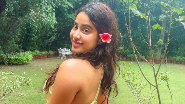 Janhvi Kapoor Gets Tattoo Of Sridevi's Handwritten Note And It Will Make You Emotional!