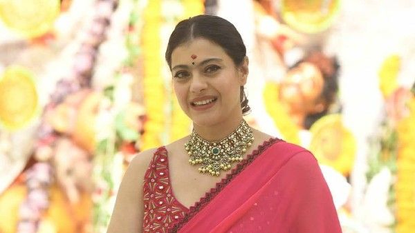 Durga Puja 2021: Kajol Breaks Down As She Hugs Her Uncles At Pandal; Is Her Unwell Mom Tanuja The Reason?