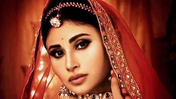 Mouni Roy To Get Married To Boyfriend Suraj Nambiar In Italy Or Dubai Next Year In January?
