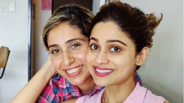 Neha Bhasin Slams Bigg Boss 15's Karan Kundrra For Age-Shaming Shamita Shetty; Says 'Kindly Grow Up'