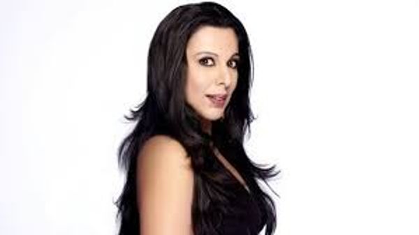 Pooja Bedi Slams Those Who Judged Shah Rukh Khan And Aryan Khan; 'Celebrities And Their Kids Are Human Beings'