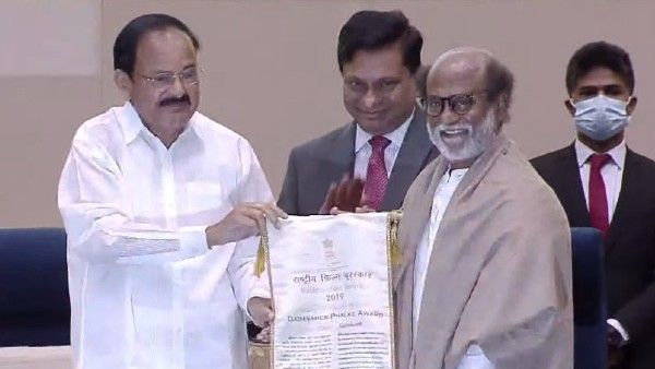 Rajinikanth Receives Dadasaheb Phalke Award From Vice President M Venkaiah Naidu