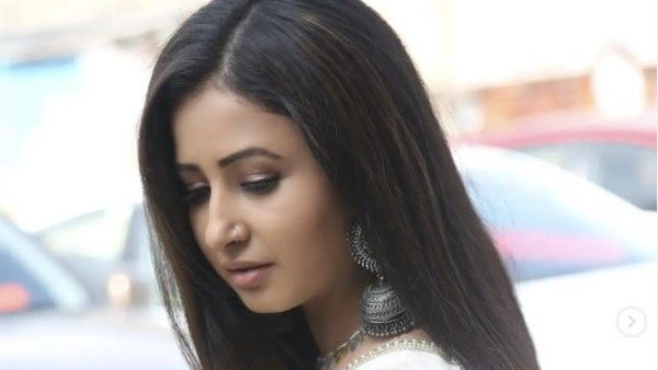 Kuch Rang Pyaar Ke Aise Bhi 3: Sana Sheikh Trolled For Coming In Between DevAkshi; Reacts To Hate Messages