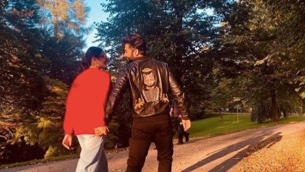 Rakul Preet Singh And Jackky Bhagnani Make Their Relationship Instagram Official On The Actress' Birthday