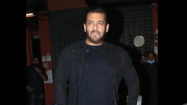 Salman Khan Attends Aayush Sharma's Birthday Bash, Twins With Iulia Vantur