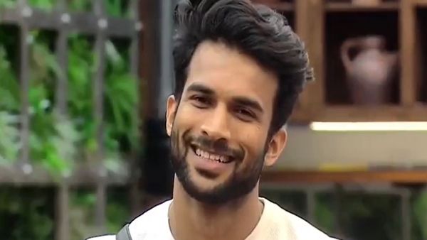 Bigg Boss Marathi 3: Netizens Praise Vishhal Nikam For THIS Reason; Read Tweets